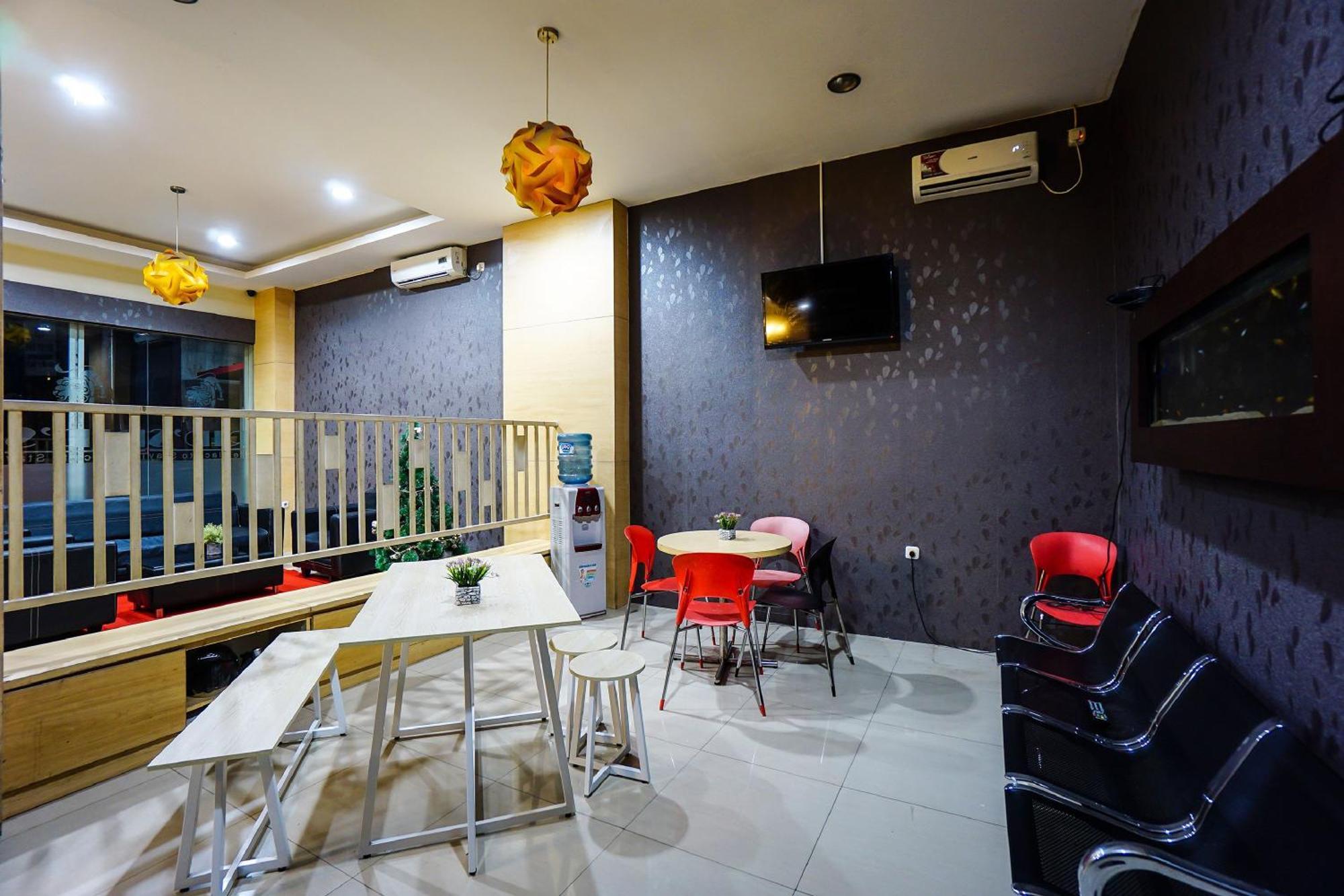 Hotel O Makassar Near Gereja Advent Tikala Baru Formerly Rid'S Hotel Manado Exterior foto